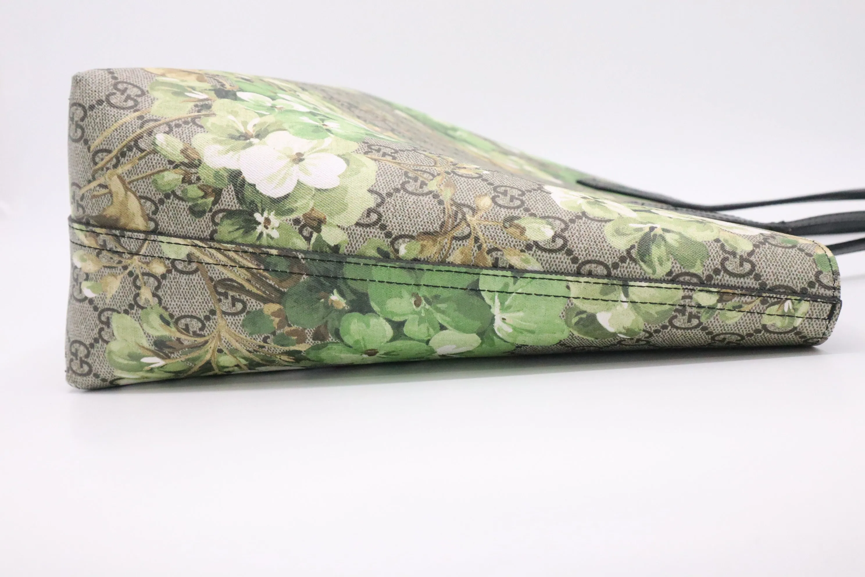 Gucci Reversible Tote in Green Blooms GG Supreme Canvas