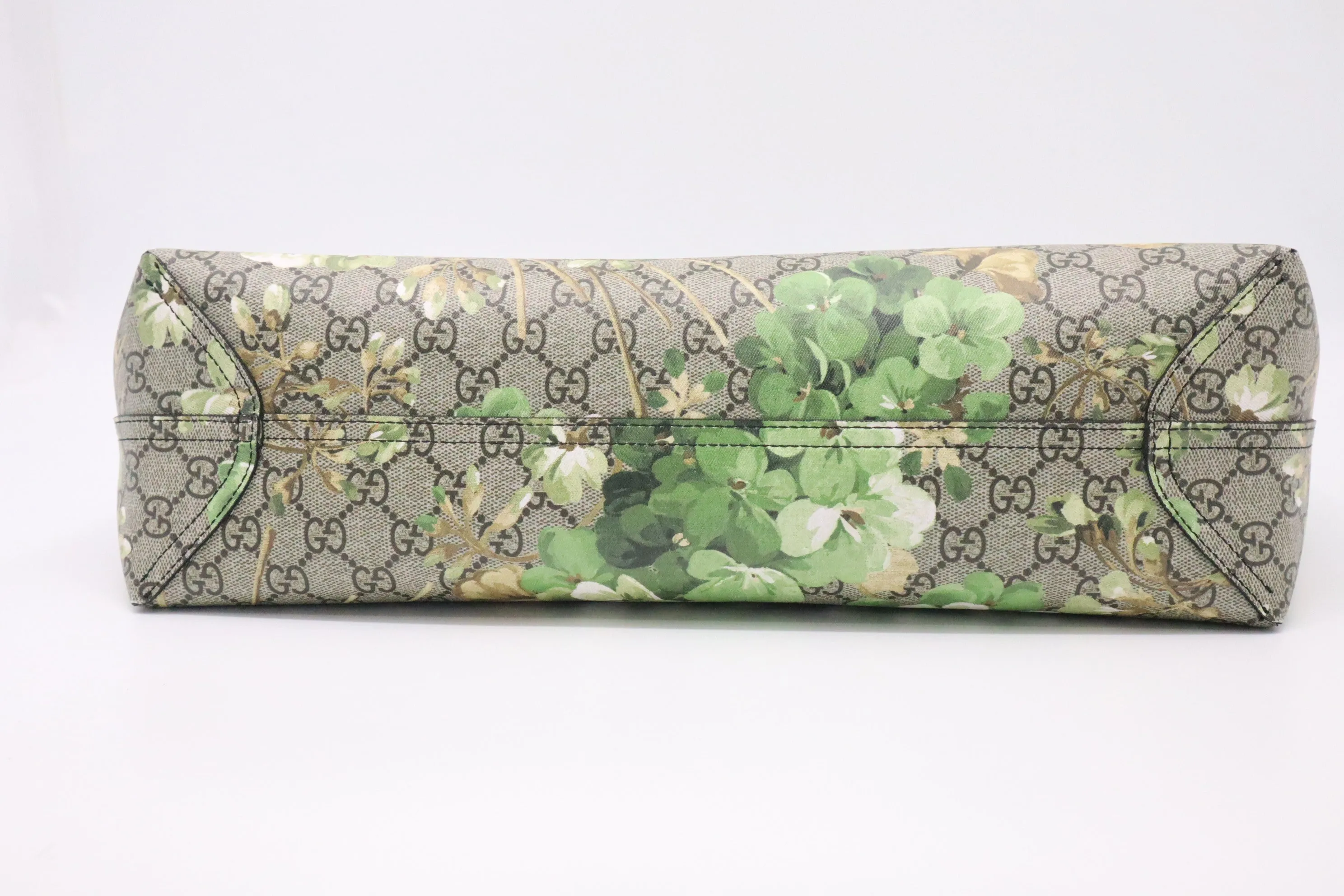 Gucci Reversible Tote in Green Blooms GG Supreme Canvas