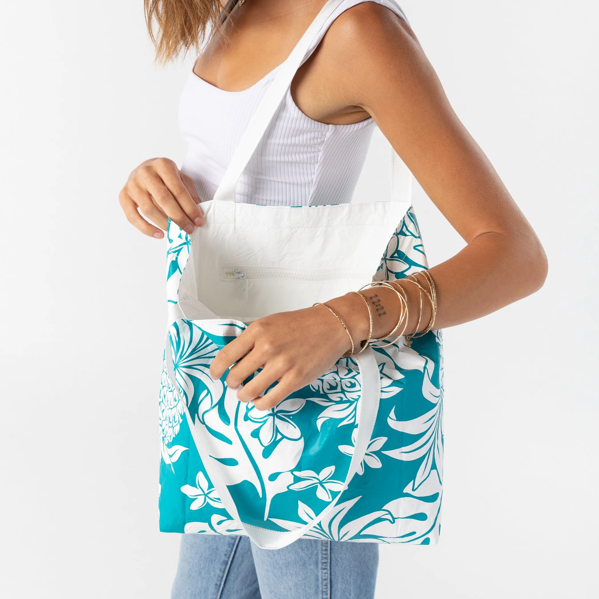 Pa'ina Reversible Tote / Marine